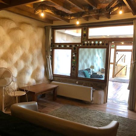 Rabbits 1Or 2 Bedroom Hobbit Style Hillset Earthen Dartmoor Eco Home South Brent Dış mekan fotoğraf