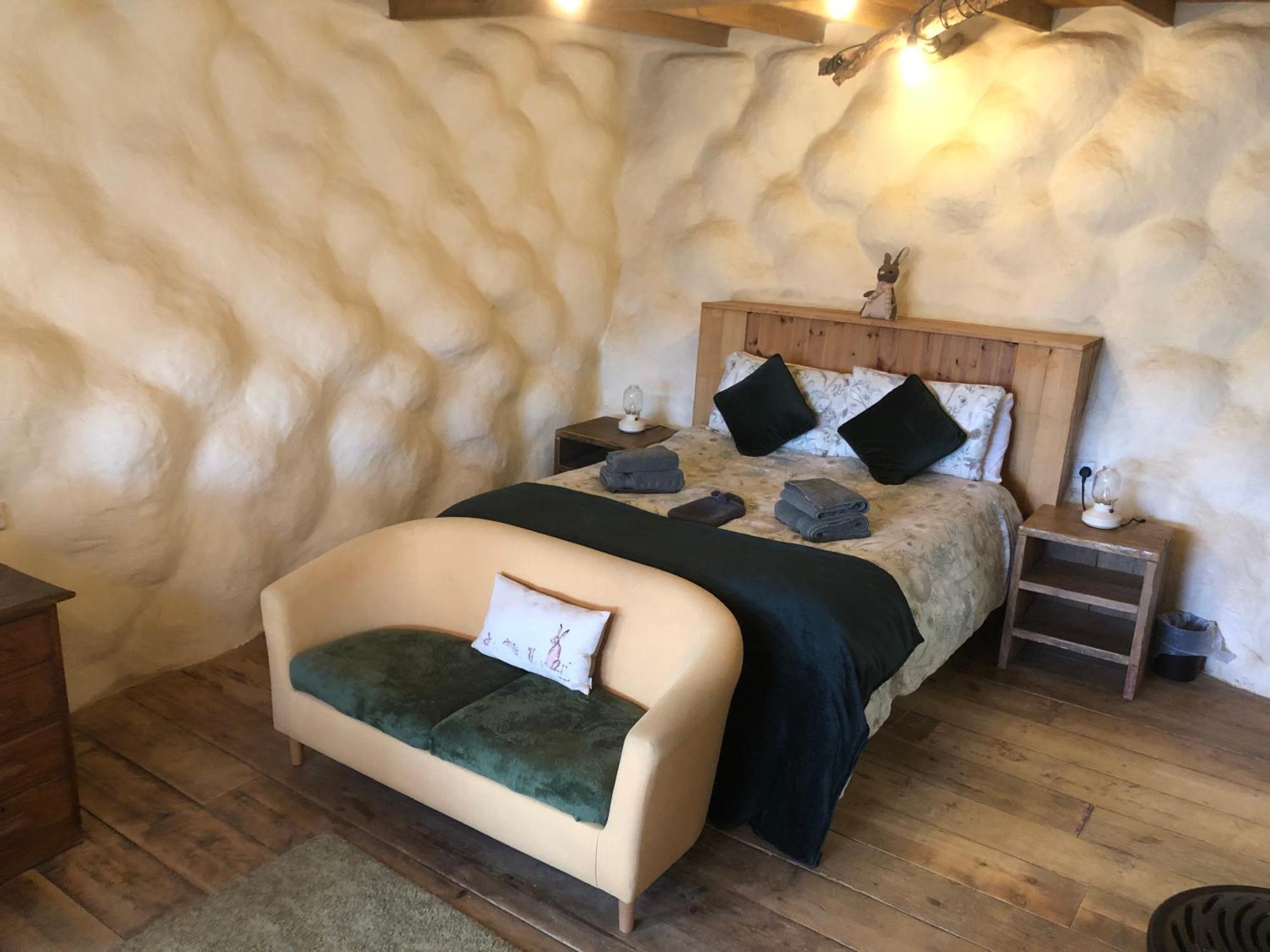 Rabbits 1Or 2 Bedroom Hobbit Style Hillset Earthen Dartmoor Eco Home South Brent Dış mekan fotoğraf